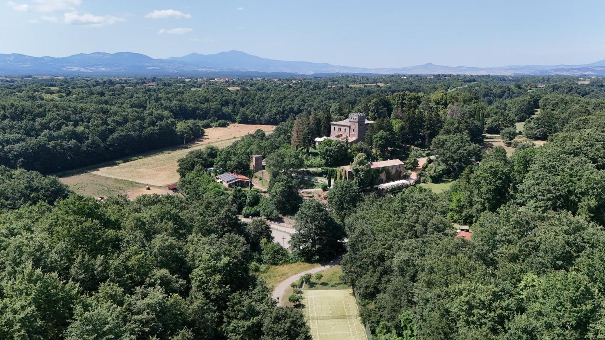فيلا Castello Santa Cristina Grotte di Castro المظهر الخارجي الصورة